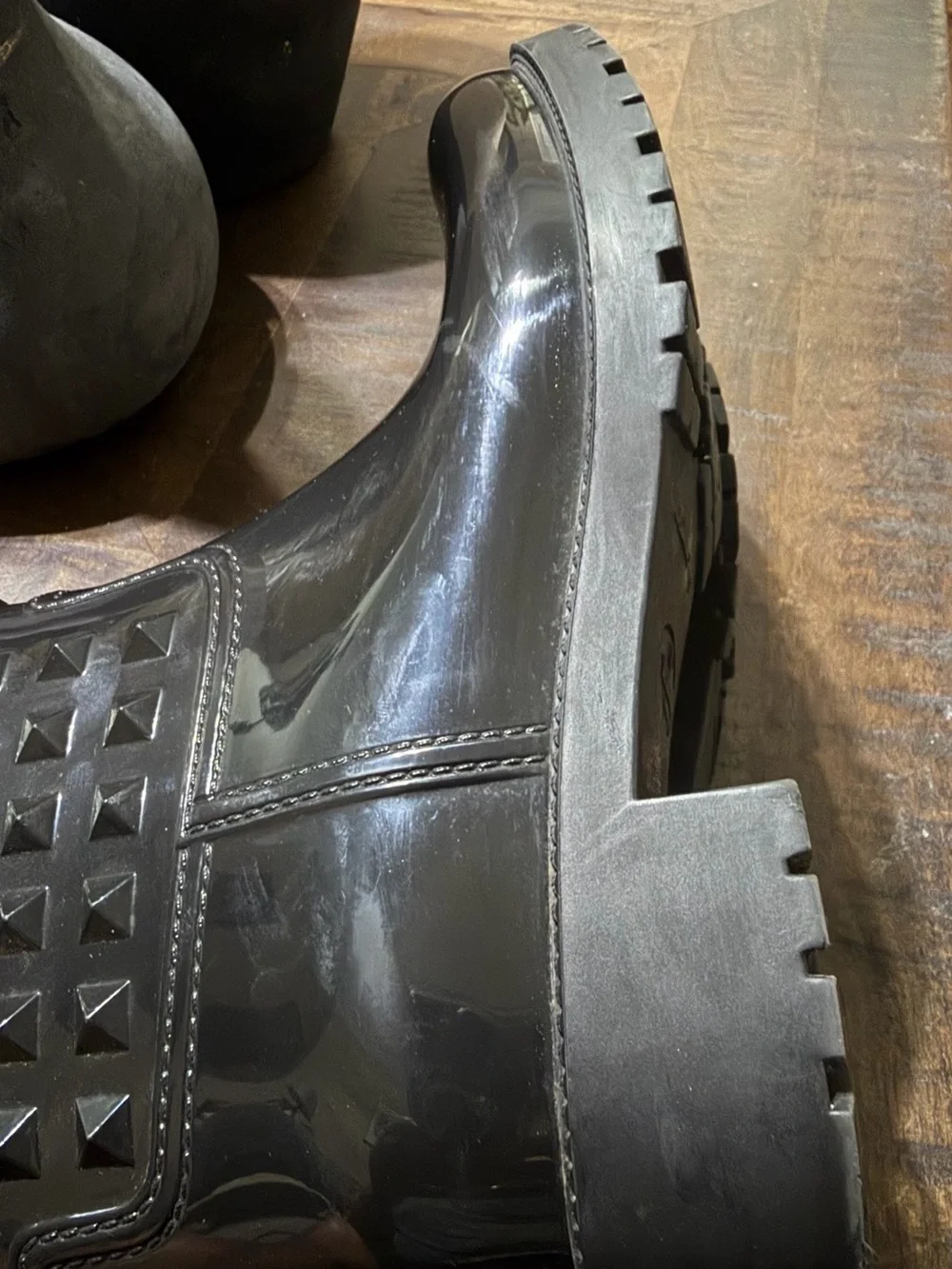 EUC Valentino Garavani Rockstud Black Rain Boots Size 38 Made in 🇮🇹